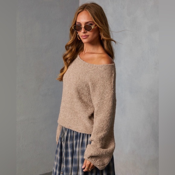 Sweater - Picture 3 of 5